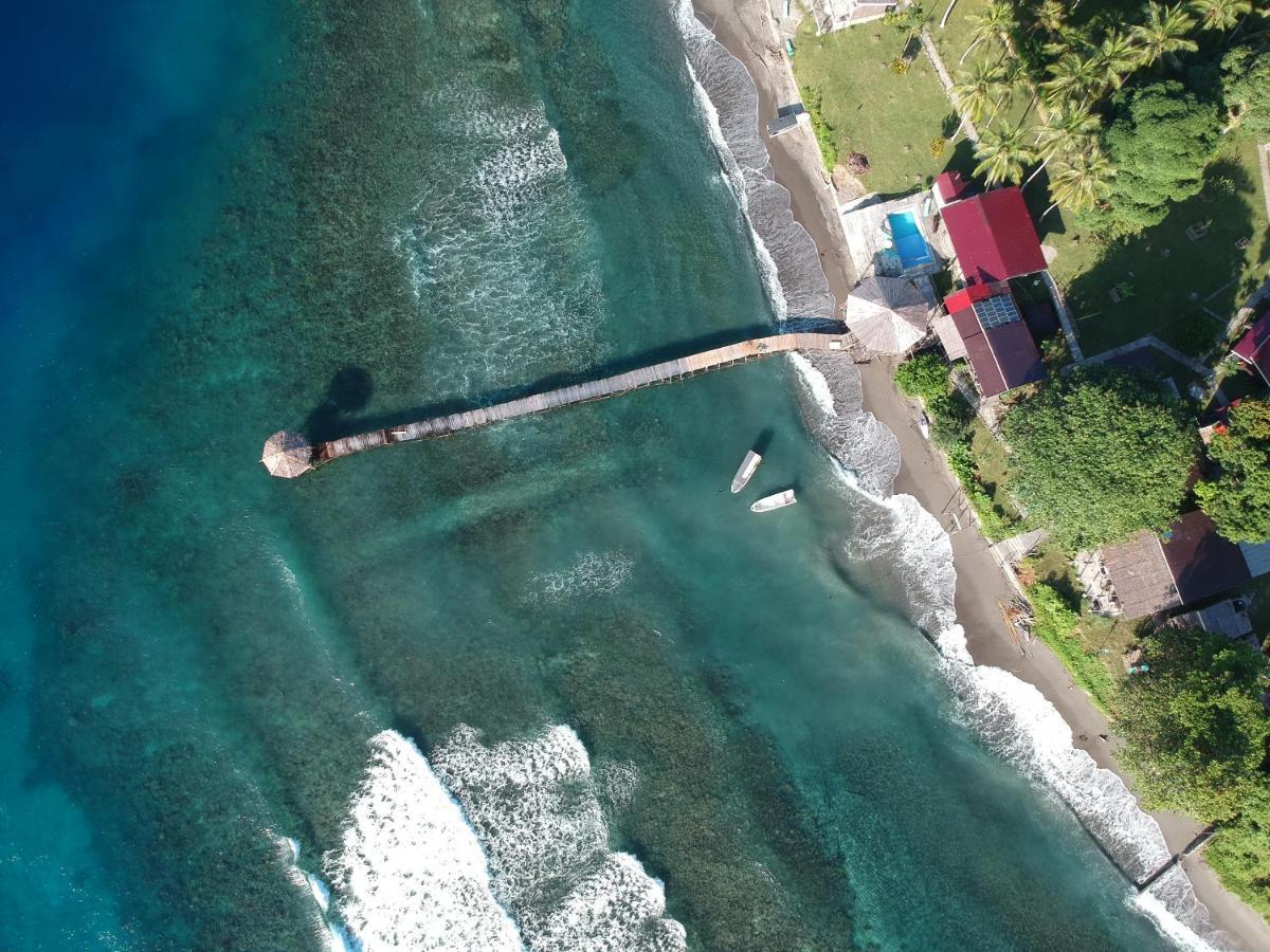 Sanctum Una Una Eco Dive Resort Pulau Unauna エクステリア 写真
