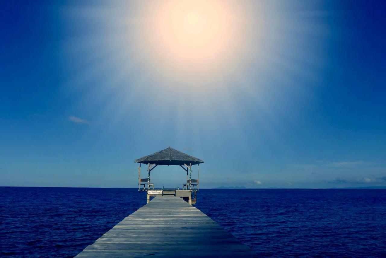 Sanctum Una Una Eco Dive Resort Pulau Unauna エクステリア 写真