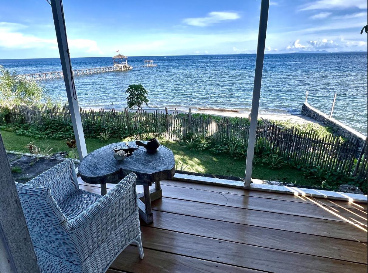 Sanctum Una Una Eco Dive Resort Pulau Unauna エクステリア 写真